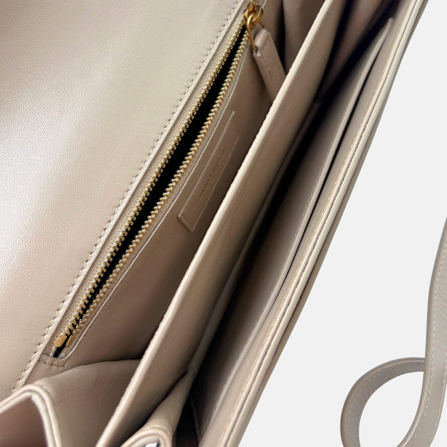 Le Maillon Tan Smooth Calfskin Shoulder Bag