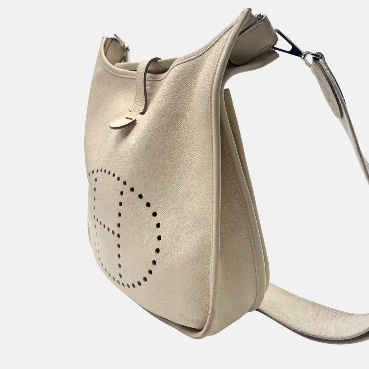 Evelyne III PM Bag Craie Clemence Leather