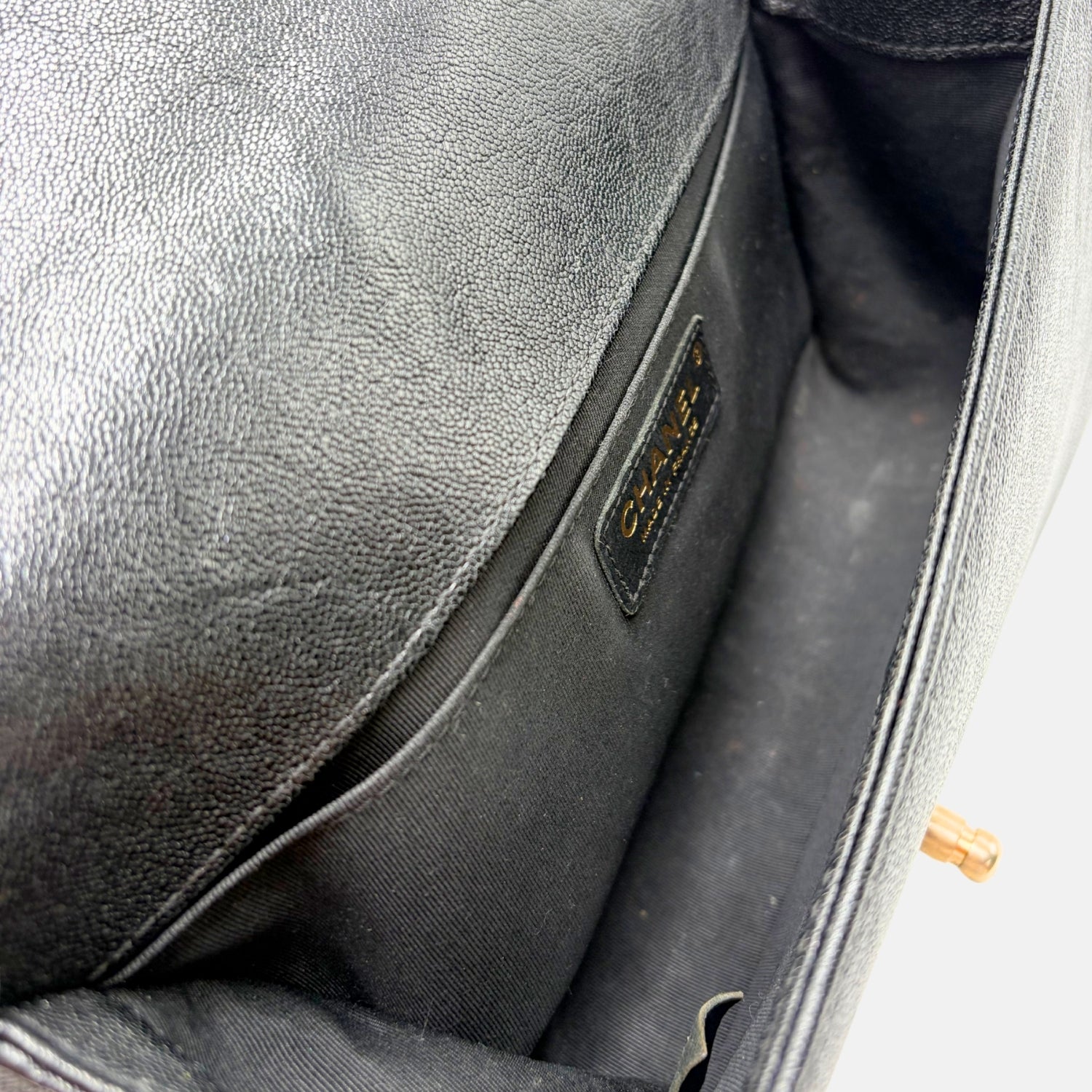 Boy Bag Medium Black Chevron Caviar