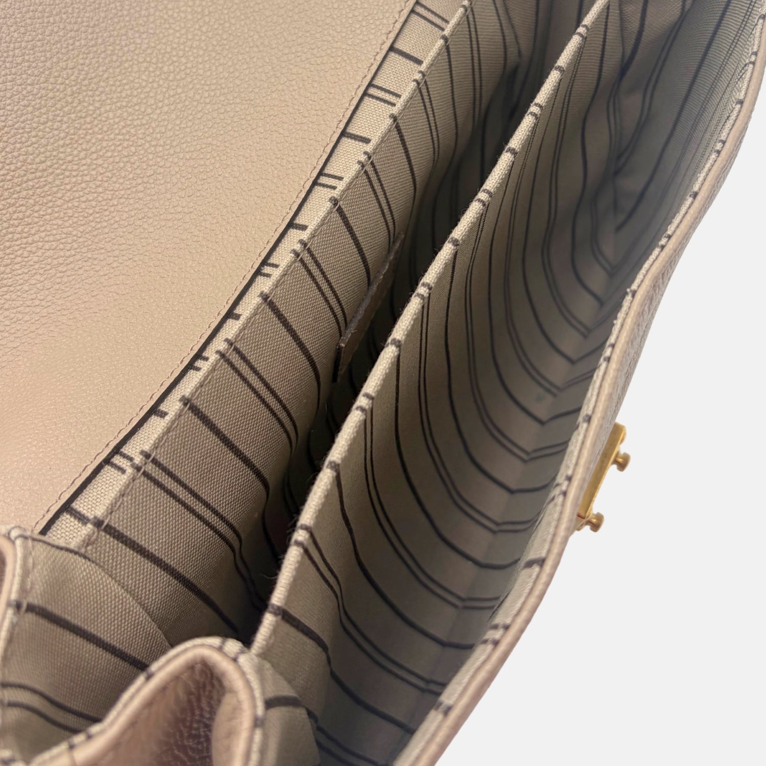 Monogram Empreinte Pochette Metis Turtledove