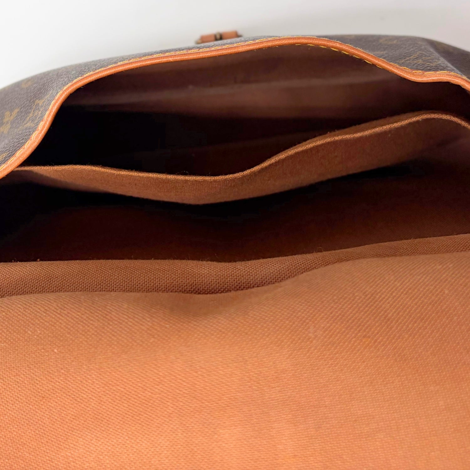 Saumur 30 Crossbody Bag Monogram Canvas