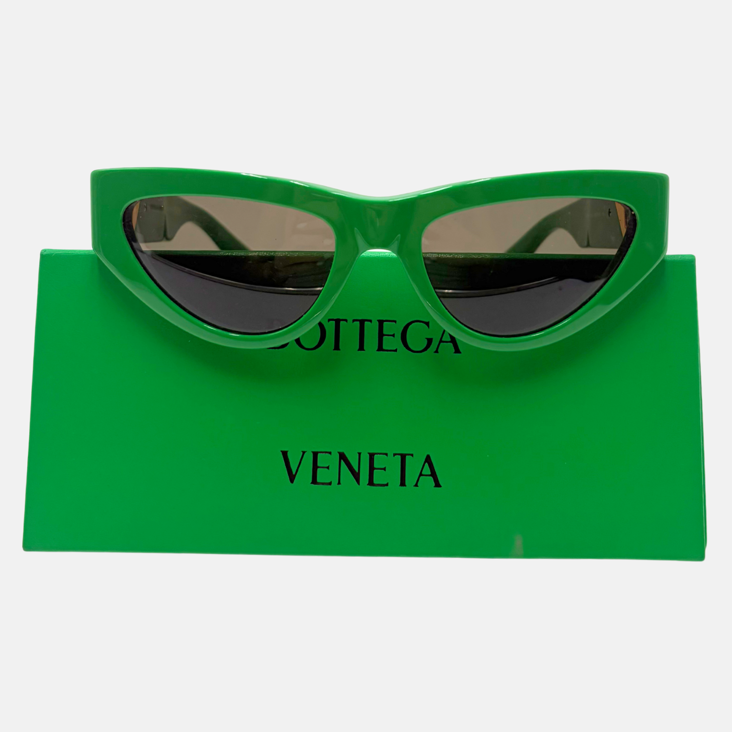 Cat Eye Green Sunglasses