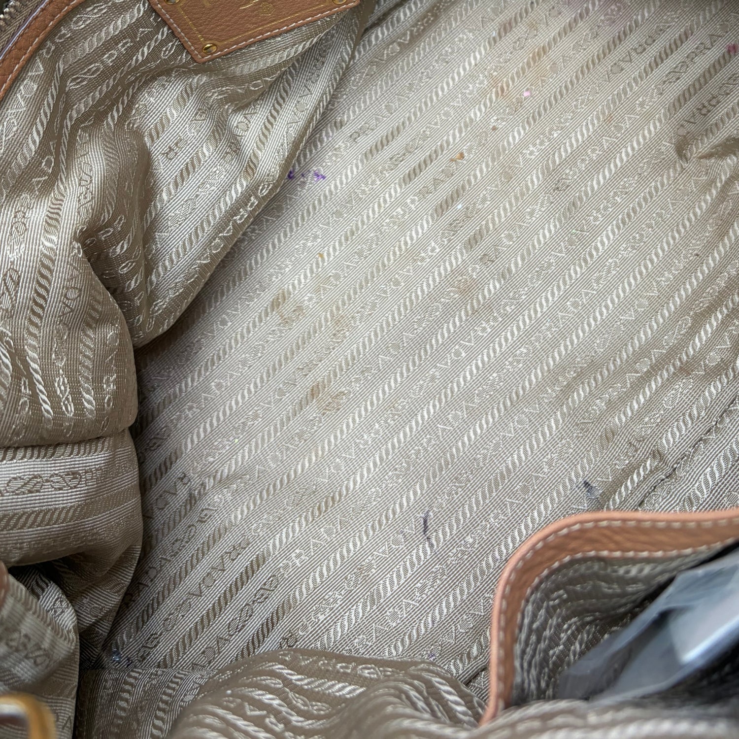 Vitello Daino Tote Camel