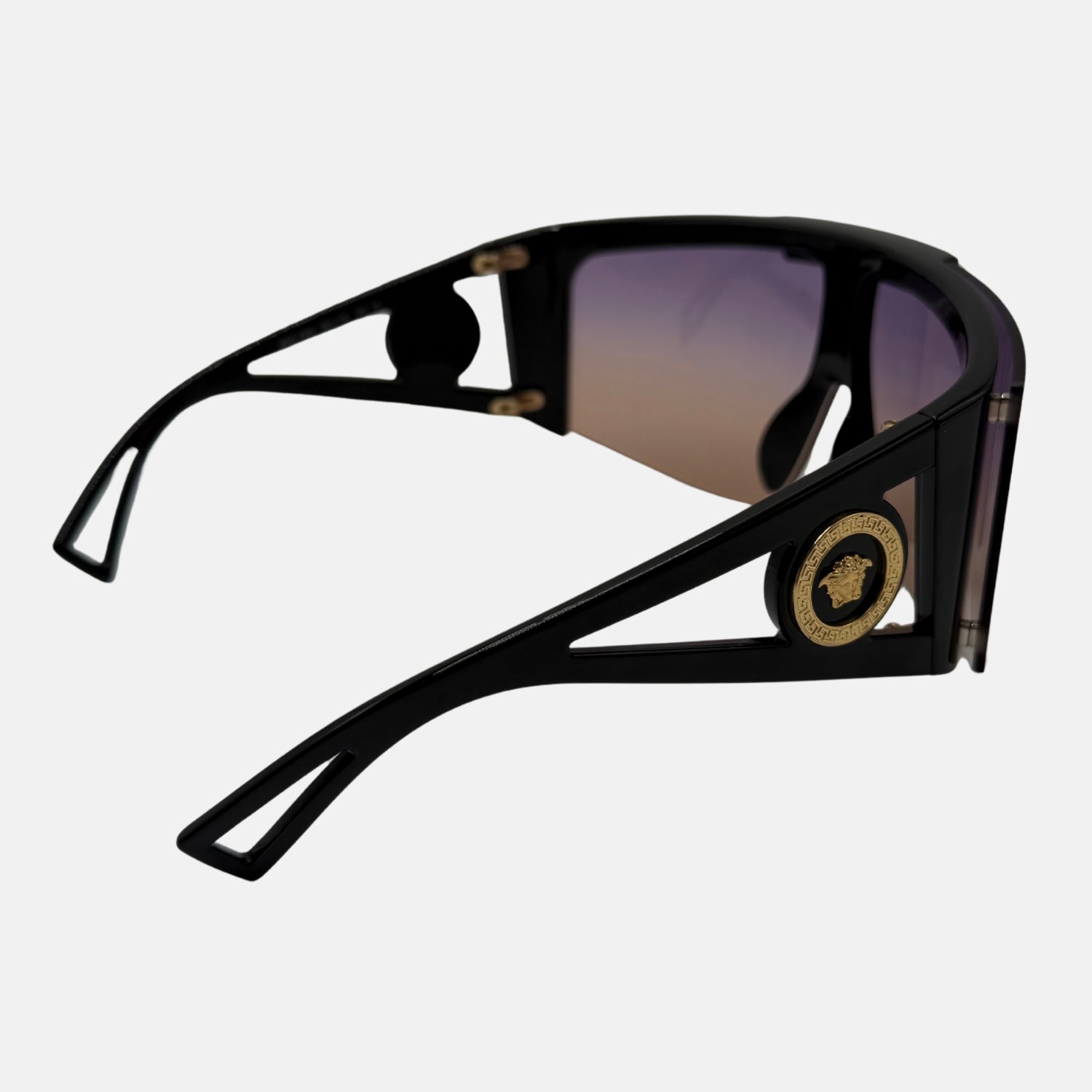 Shield Sunglasses Black with Gradient Lenses