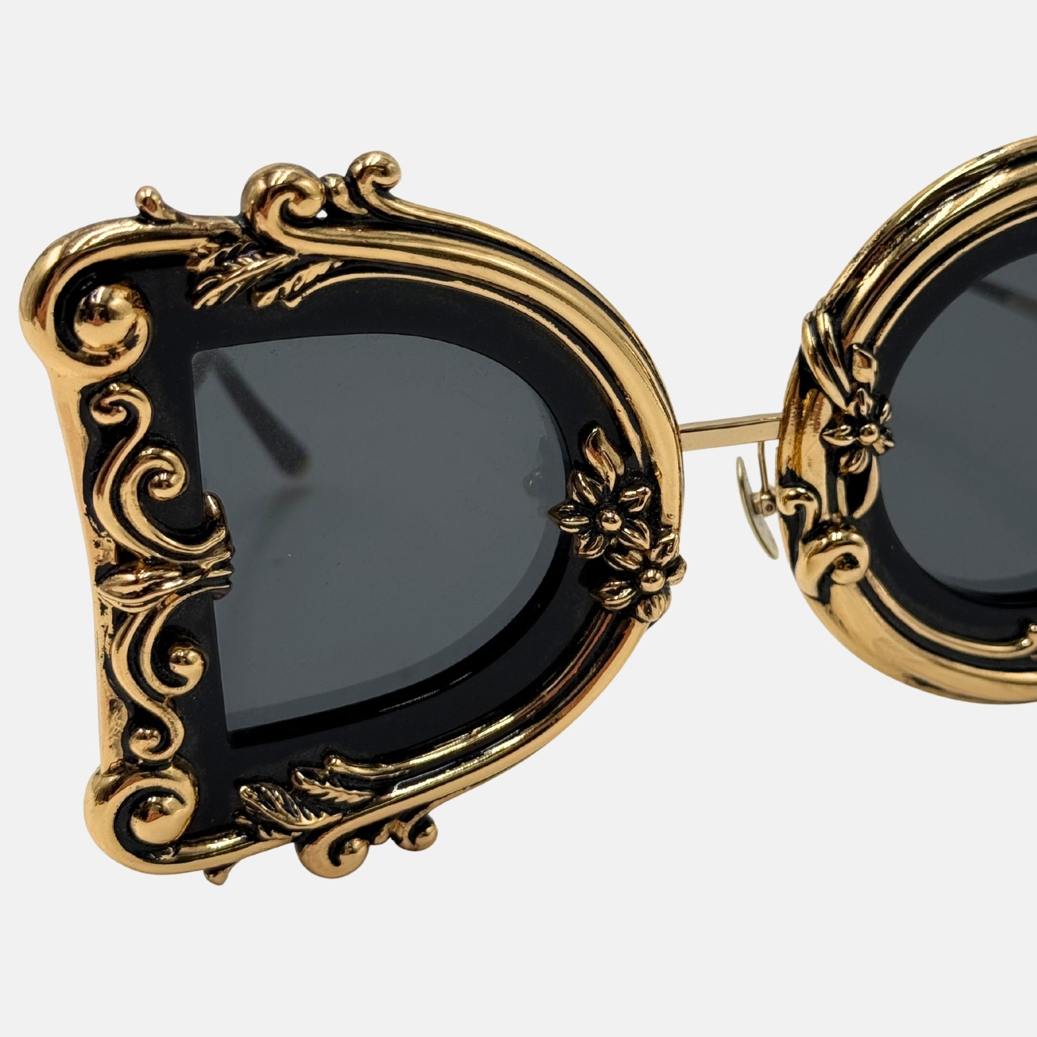 Baroque DG Sunglasses Gold Black